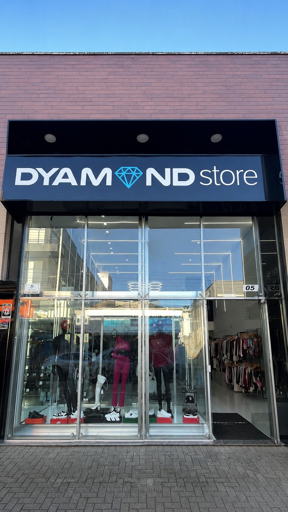 Fachada da Dyamond Store em Campo Largo