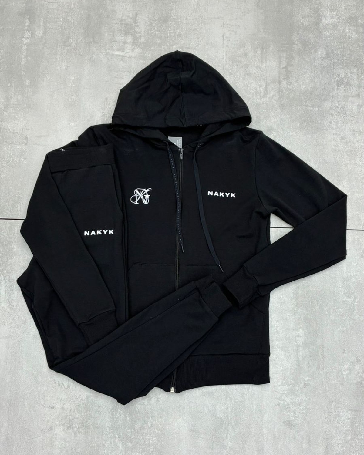 Conjunto Nakyk Preto